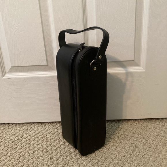 Leeman Other - Black Wine Bottle carrying case with corkscrew NWOT by Leeman Designs